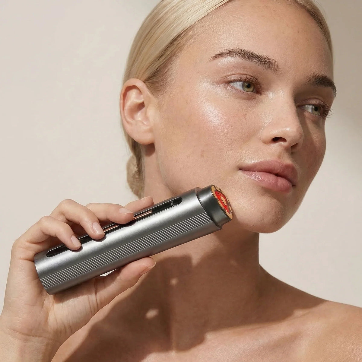 NEO LUMINUS Anti-Aging Facial Device – Red Light & Radio Frequency Technology